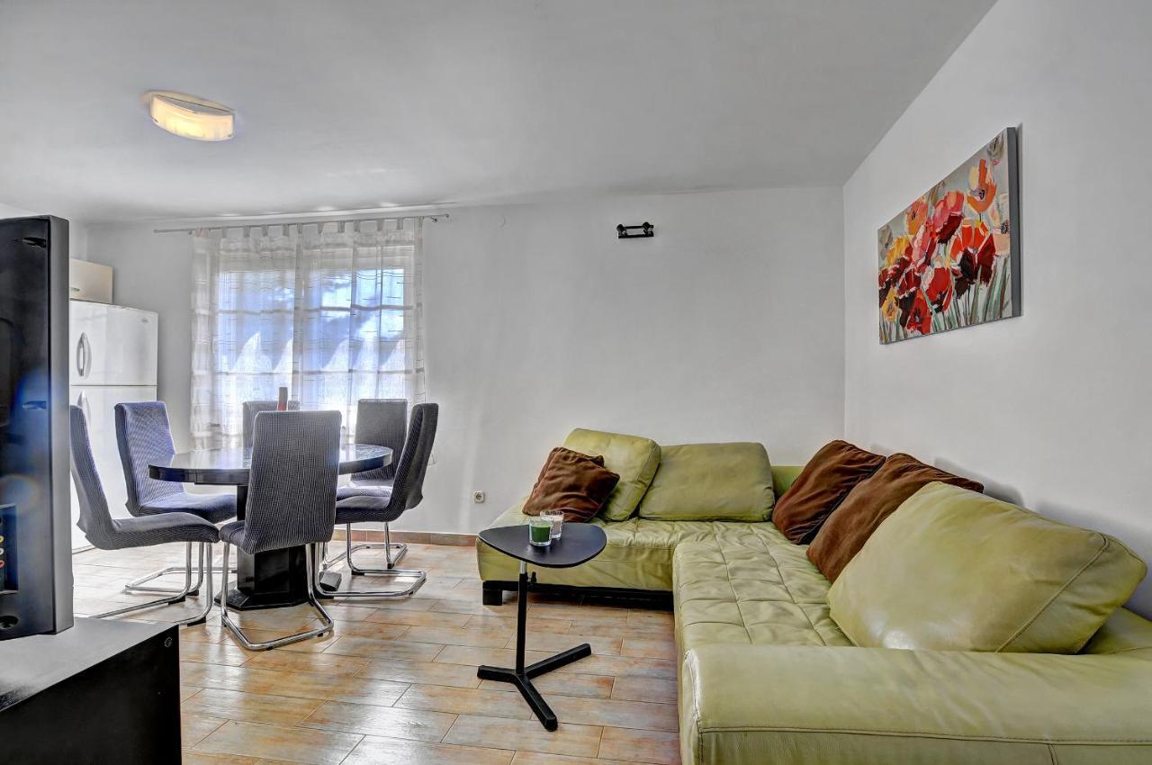 Apartament Lina Pula Zewnętrze zdjęcie